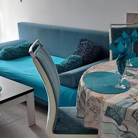 Stensi Atlantis Studia رافدا