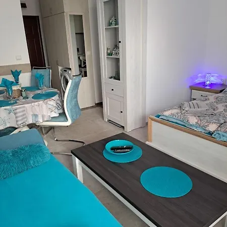 Stensi Atlantis Studia رافدا