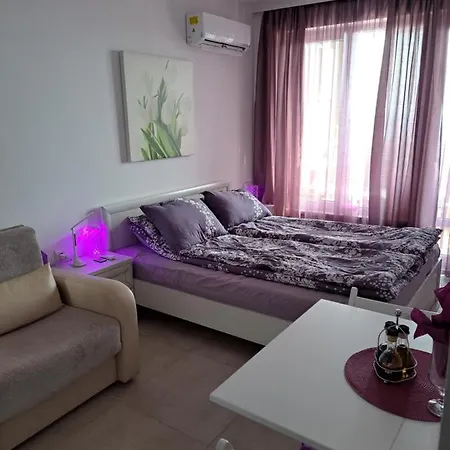 Stensi Atlantis Studia Apartment *